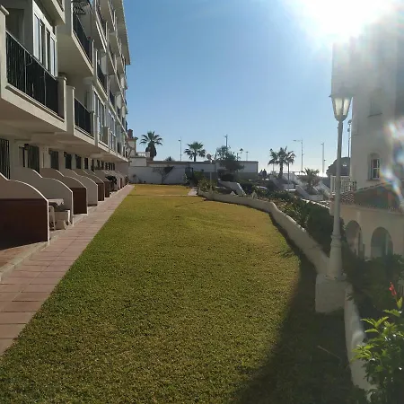 شقة 1 Bedroom Beachfront At Torecilla *